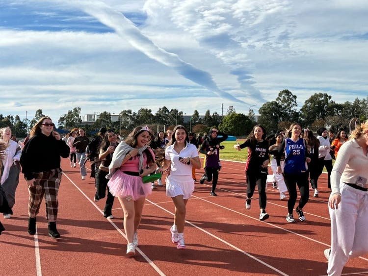 Fun run at athletics carnival